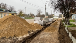 Тротуар вымостят на улице Пролетарской в селе Новоселицком