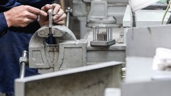 Электросварщик из Новоселицкого округа открыл собственное дело по соцконтракту