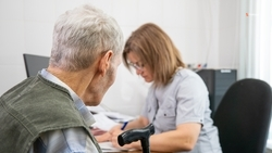 Мобильная медбригада посетила сёла Новоселицкого округа