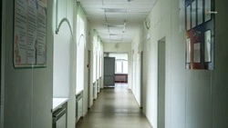 Ремонт школы в посёлке Артезианском завершат в следующем месяце